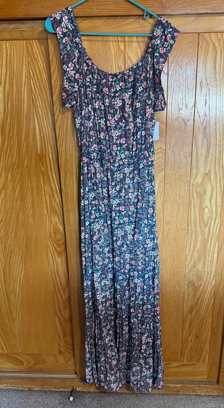 NWT WOMEN'S O'NEILL GABRIEL MAXI DRESS, Size XL